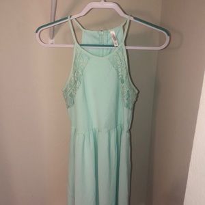 Mint green dress!